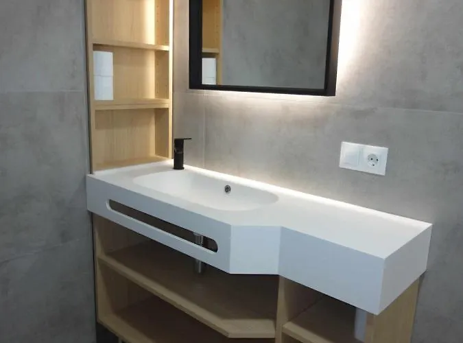 Somo. A Pie De Playa