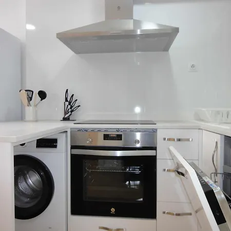 Somo. A Pie De Playa *